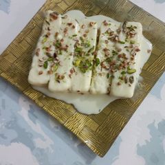 A picture of Vanilla ice cream 🍦 (apple flavour).