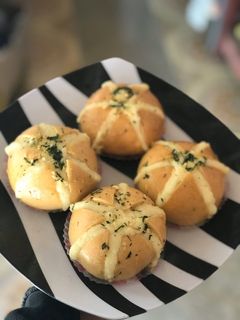Foto resep Korean Garlic Cheese Bread