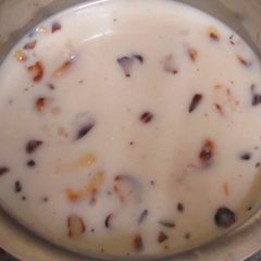 A picture of Ada pradhaman (palada payasam).