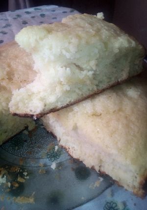Una foto de Torta dulce con manzana rallada🍎