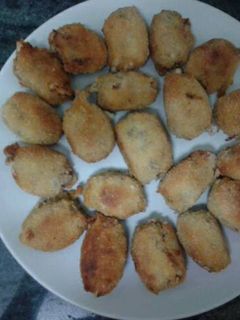 Una foto de Croquetas de champiñón y jamón serrano