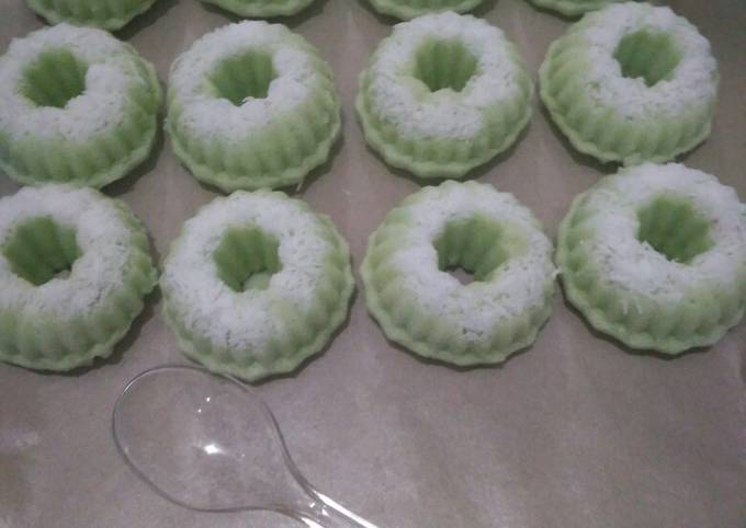 Kue Putu Ayu