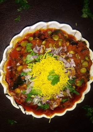 તુવેર ના ટોઠા(Tuver Totha Recipe in Gujarati) રેસીપી મુખ્ય ફોટો
