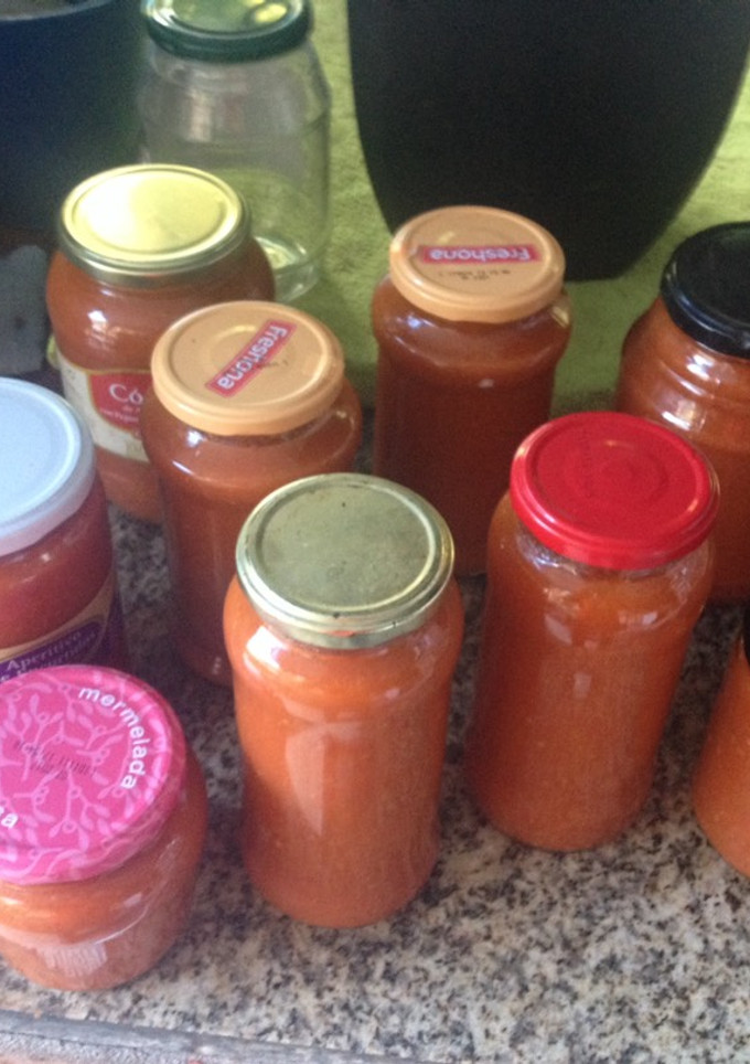 Una foto de Salsa de tomate en conserva