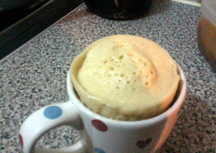 Cake in a mug