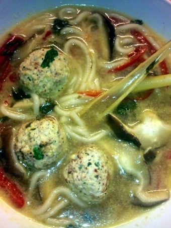 Easy Way Prepare Sig&#39;s Thai chicken balls with noodle soup the So Delicious Makes you drool