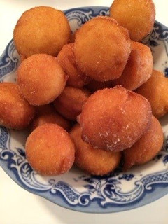 A picture of Roly Poly Doughnuts Made with Pancake Mix.
