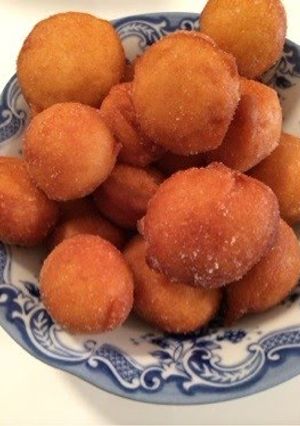 A picture of Roly Poly Doughnuts Made with Pancake Mix.