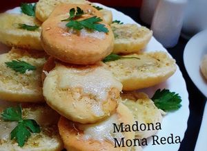 صورة لوصفة خبز السندويش مع الثوم والجبنه 🍔🧀