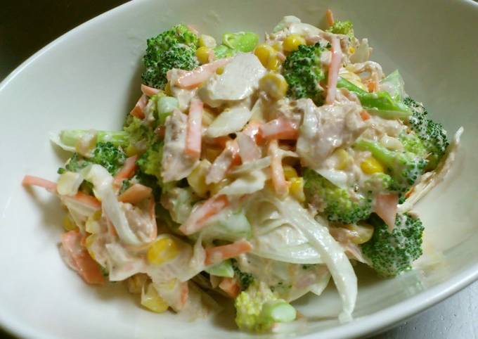 Food Hall Style Broccoli and Tuna Salad