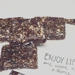 Cacao Honey Nut Bars A picture of Cacao Honey Nut Bars.