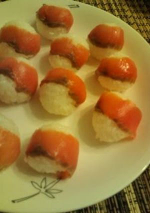 A picture of Simple Smoked Salmon Temari Sushi.