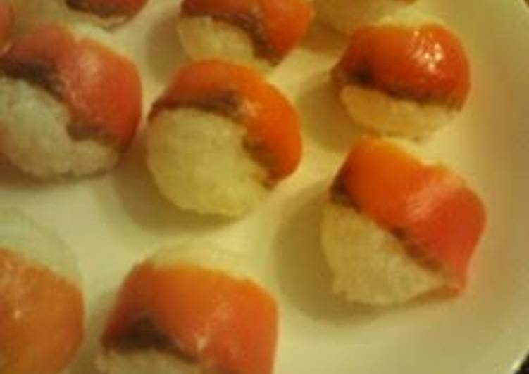Recipe of Super Quick Homemade Simple Smoked Salmon Temari Sushi