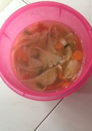 Foto resep Resep sayur sop jamur praktis 