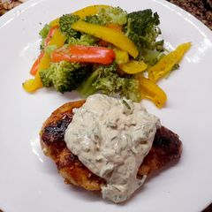 A picture of Cilantro Cream Chicken.