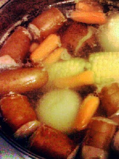 A picture of Corn boil.