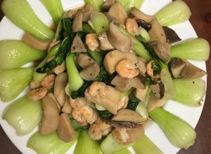 Hình của món Tôm xào nấm đùi gà,cải thìa.