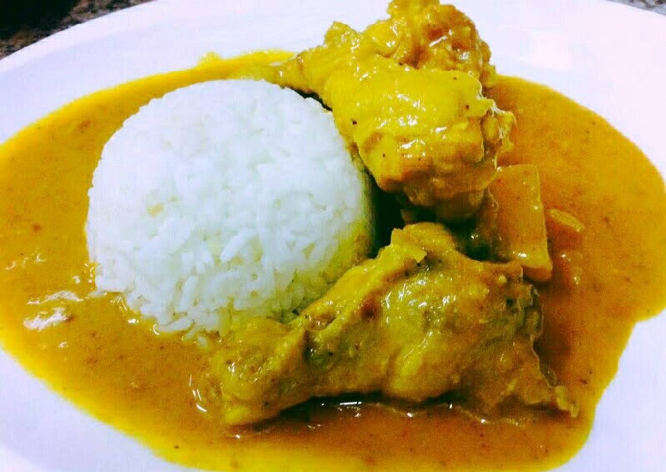 Kanya's Chicken Massaman