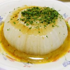 A picture of Super Easy! Whole Onion Steamed in a Microwave.