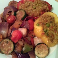 A picture of Vickys Stuffed Peppers with Curried Rice, GF DF EF SF NF.