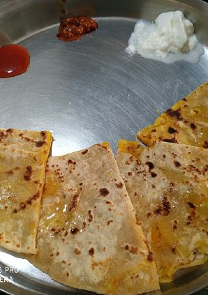 A picture of Aloo Paratha.