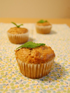 A picture of Macrobiotic Lemon Muffins.