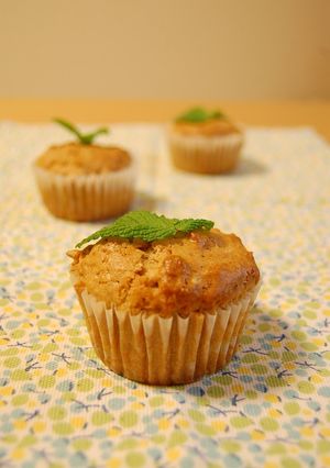 A picture of Macrobiotic Lemon Muffins.