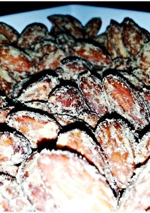 A picture of Mike's Wasabi & Soy Roasted Almonds.