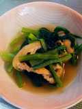 Versatile Boiled Komatsuna and Aburaage