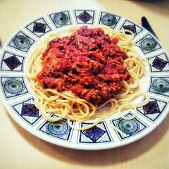 A picture of Spaghetti Bolognese.