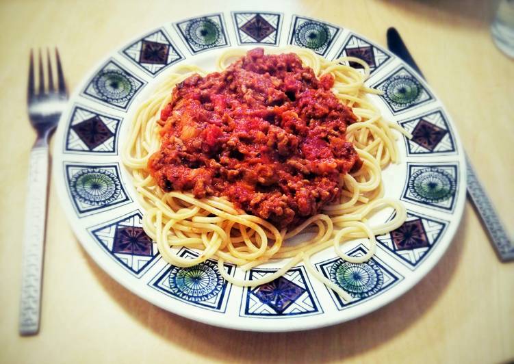 Recipe of Super Quick Spaghetti Bolognese