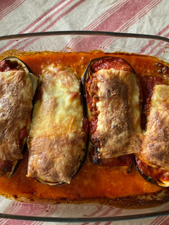 Una foto de Berenjenas rellenas de carne