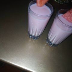 A picture of Water melon juice.
