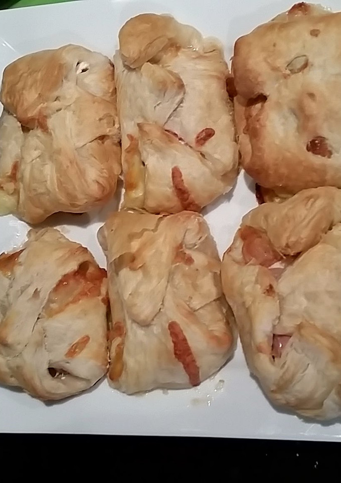 A picture of Bacon and cheese wrap.