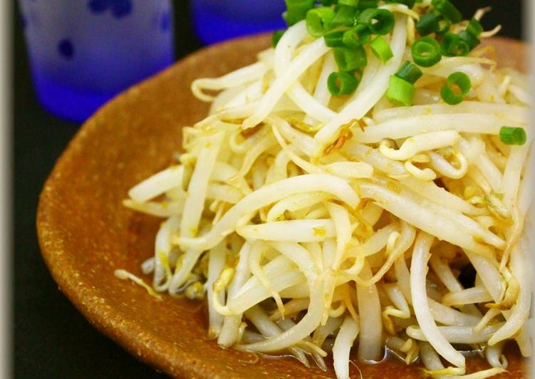 Recipe of Favorite Crispy Bean Sprouts with Yuzu Pepper Paste