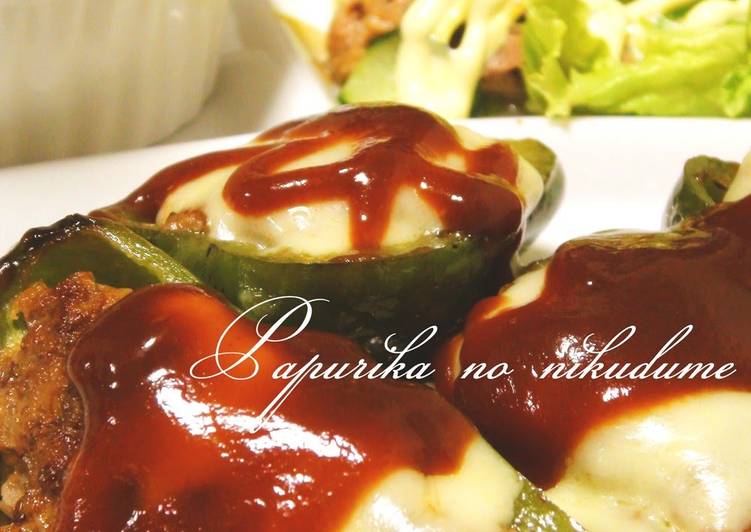 Green Peppers Stuffed with Meat and Topped with Melted Cheese