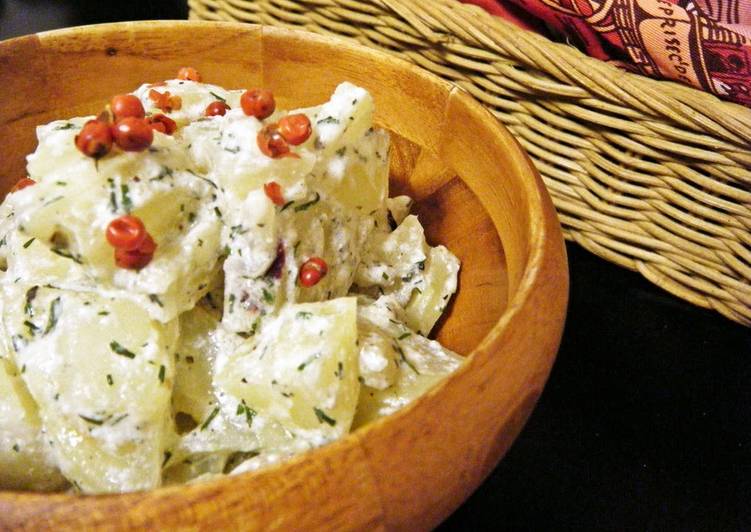 Recipe of Any-night-of-the-week Healthy Yogurt Potato Salad in 5 Minutes