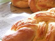 A picture of round loaf bread