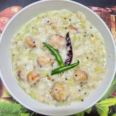 Laubeshwari or Bottle Gourd Sabzi A picture of Laubeshwari or Bottle Gourd Sabzi.