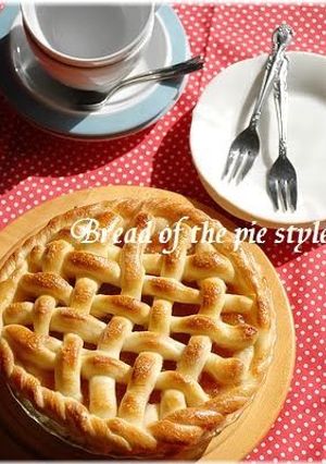 A picture of Low-Calorie Pie-Style Bread.