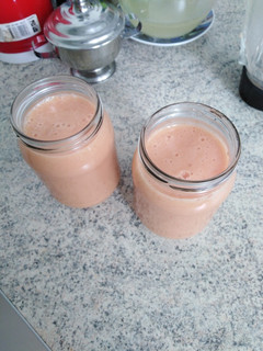 Una foto de Jugo surtido nutritivo y refrescante