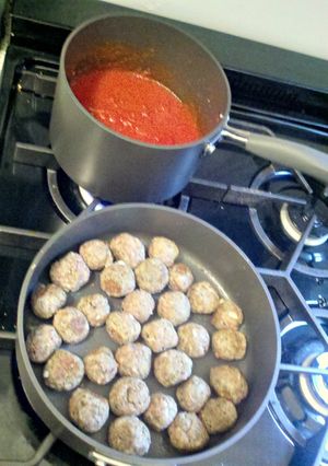 A picture of Mini Turkey Meatballs.