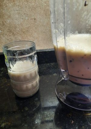 Una foto de Licuado mix con frutas de estación