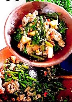 Foto resep Kangkung Daging Iris
