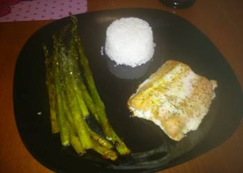 Easy Recipe Rebekahs Oven baked salmon and asparagus Delicious Steady