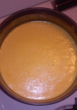 A picture of Cracker cheese spread.