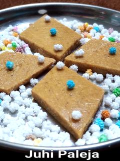 मूंगफली की चिक्की (Mungfali ki chikki recipe in Hindi) रेसिपी मुख्य फोटो