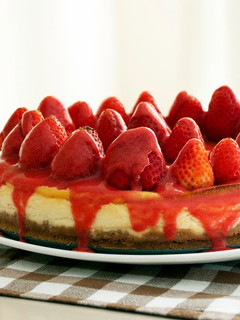 A picture of Strawberry cheesecake.