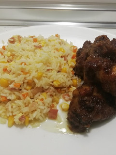Una foto de Costillas adobadas en salsa