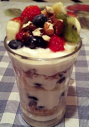 A picture of Healthy Greek Yogurt Parfait.